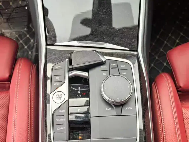 BMW 3 Series — Фото автомобиля 9