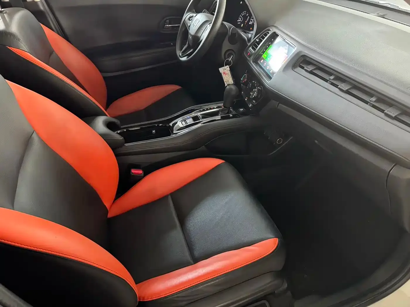 Honda Vezel 2022 1.5L CVT Phantom Night Pioneer Edition — Фото автомобиля 12