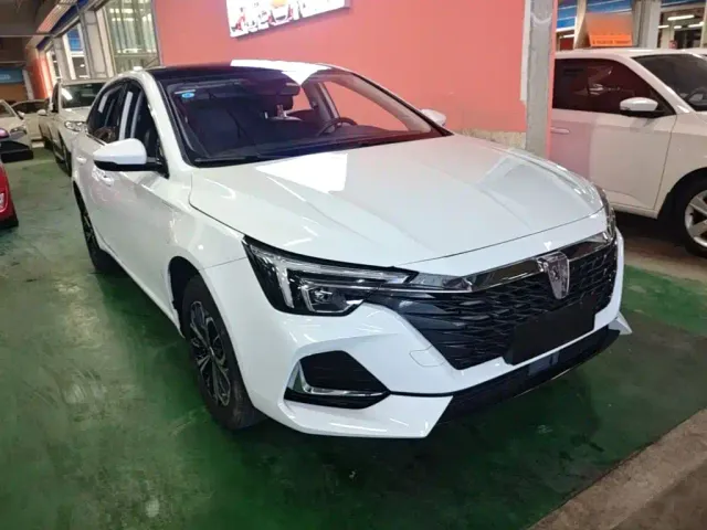 Roewe i6 MAX EV — Фото автомобиля 3