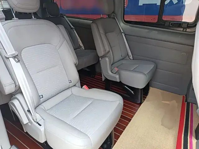 Ford Transit — Фото автомобиля 16