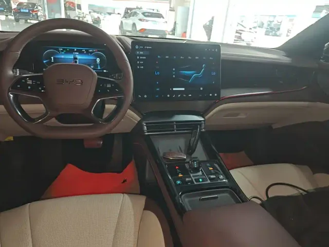 BYD Seal — Фото автомобиля 12