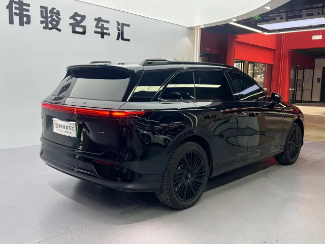 Xpeng G9 — Фото автомобиля 18