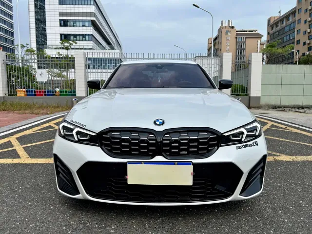 BMW 3 Series — Фото автомобиля 2