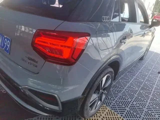 Audi Q2L — Фото автомобиля 7