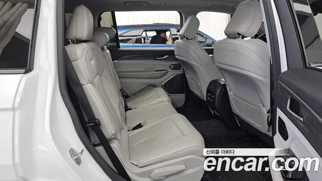 Jeep Cherokee WL — Фото автомобиля 12