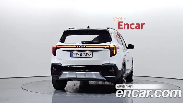 Kia Seltos Новый Seltos Бензин 1.6 турбо 2WD — Фото автомобиля 2