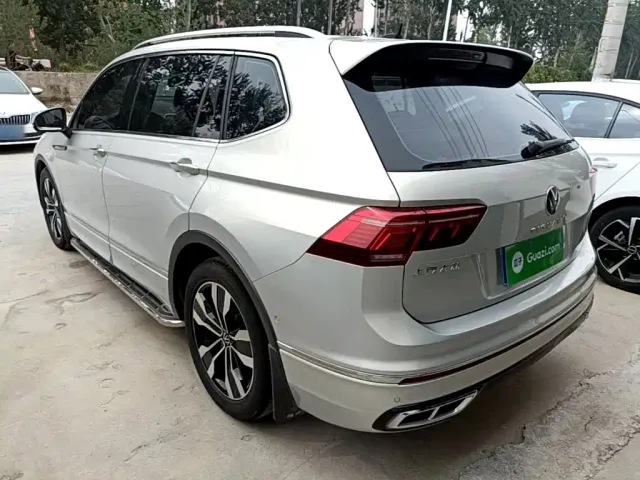 Volkswagen Tiguan L — Фото автомобиля 4