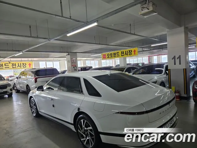 Hyundai Grandeur GN7 — Фото автомобиля 3