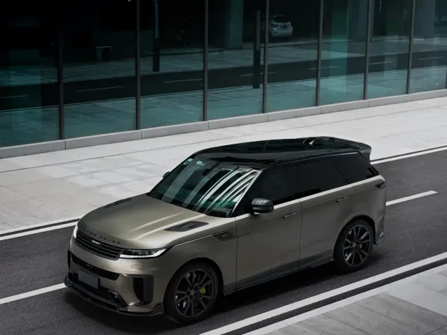 Land Rover Range Rover Sport — Фото автомобиля 2