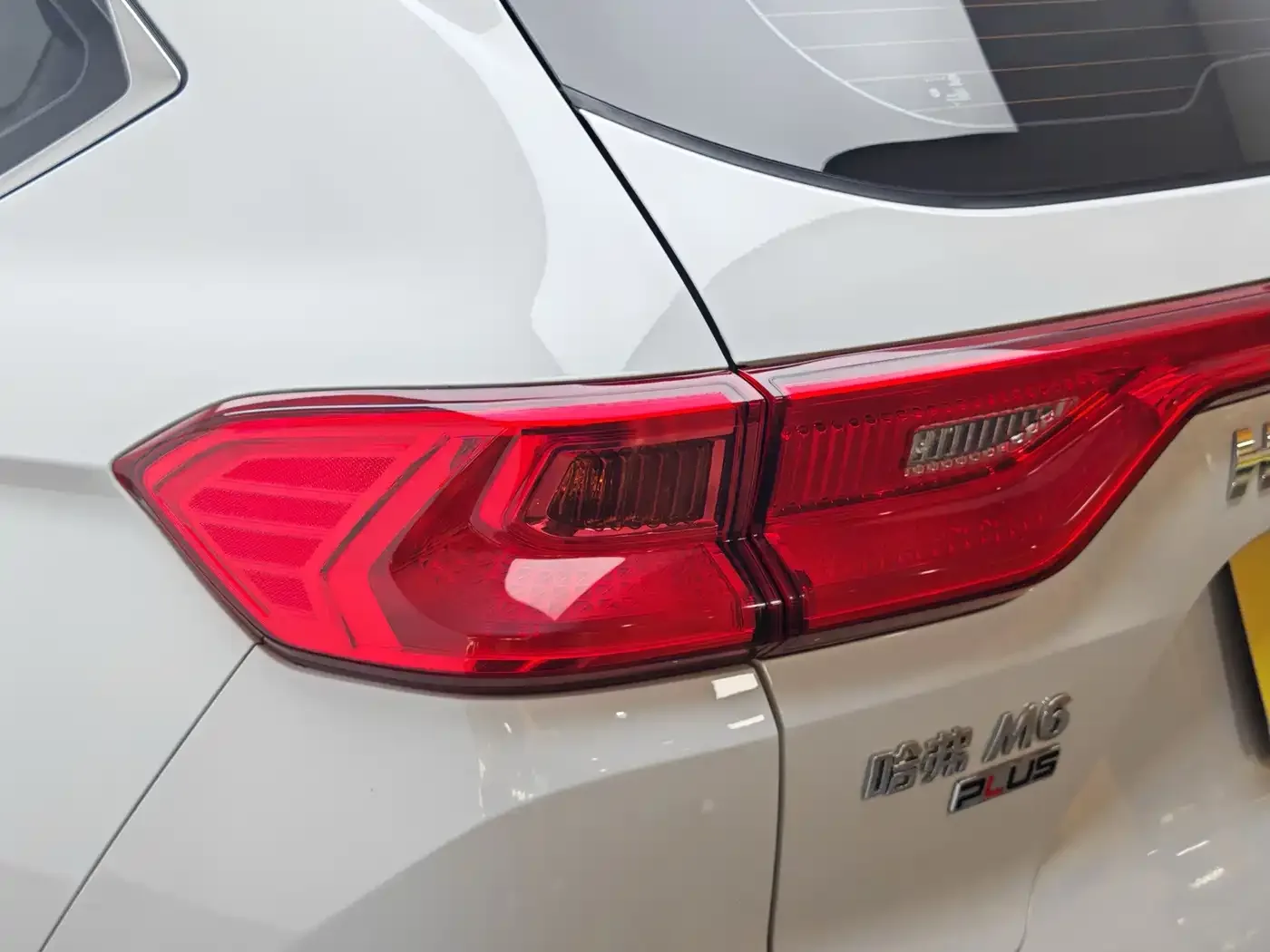 Haval Haval M6 2021 PLUS 1.5T DCT Elite Smart Connect — Фото автомобиля 7