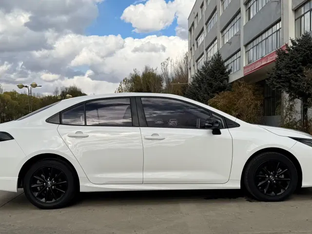 Toyota Corolla — Фото автомобиля 4