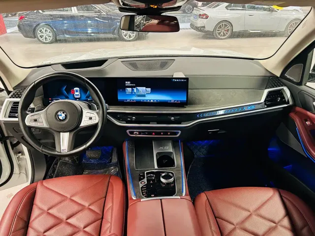 BMW X5 — Фото автомобиля 10