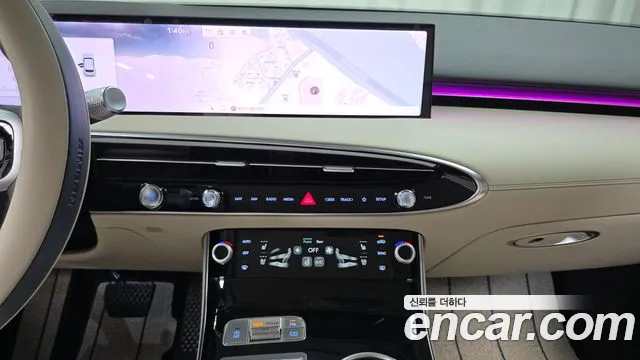 Genesis GV70 — Фото автомобиля 19
