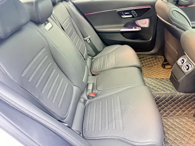 Mercedes-Benz C-Class — Фото автомобиля 9