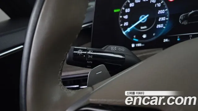 Kia K8 Hybrid — Фото автомобиля 28