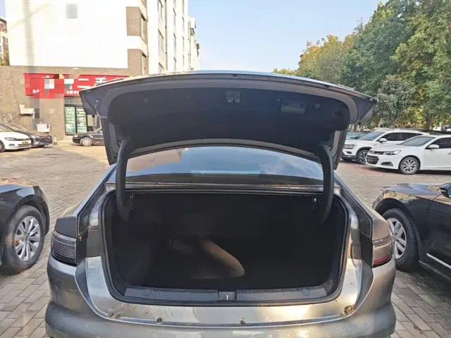 BYD Seal 05 DM-i — Фото автомобиля 18