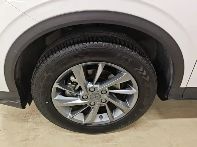 Geely Binyue — Фото автомобиля 22