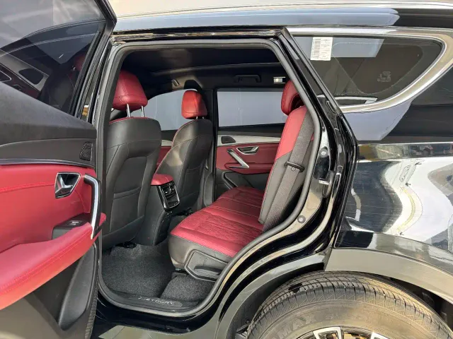 Jetour X70 Plus — Фото автомобиля 9