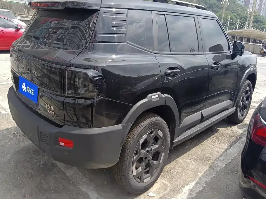 Jetour Jetour Freedom 2025 2.0TD Crosser — Фото автомобиля 3