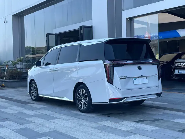 GAC Trumpchi M8 — Фото автомобиля 24