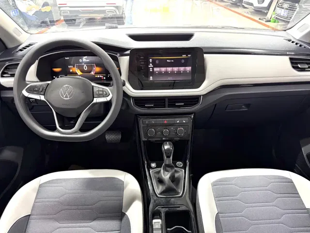Volkswagen Tharu — Фото автомобиля 10