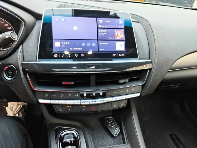 Cadillac CT5 — Фото автомобиля 17
