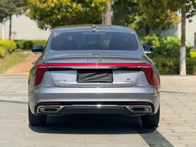 Hongqi H5 — Фото автомобиля 5