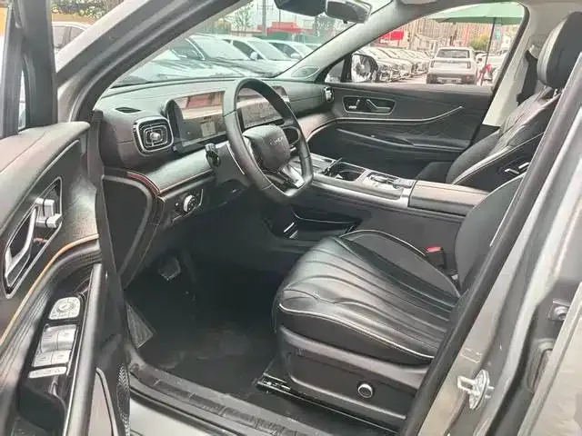 Chery Tiggo 9 2023 2.0T DCT 2WD Luxury 5-Seater — Фото автомобиля 14