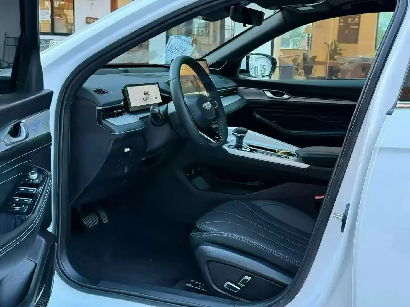 Geely Xing Rui 2025 Oriental Glory 1.5TD Kunlun Edition — Фото автомобиля 4