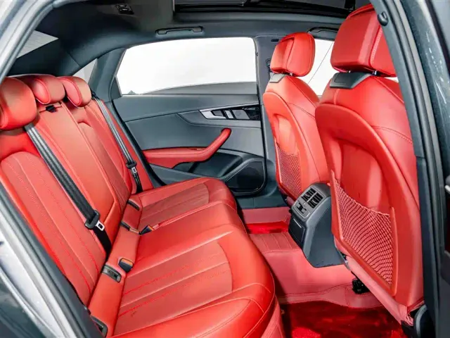 Audi A4L — Фото автомобиля 20