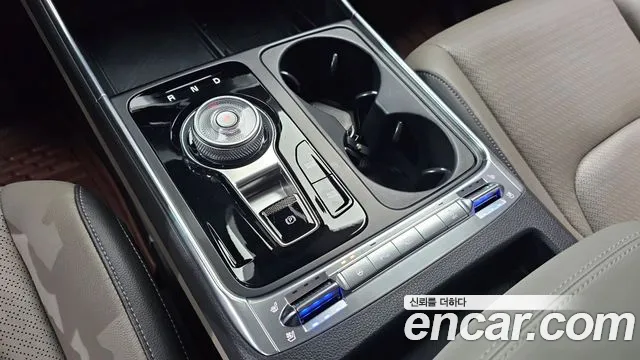 Kia Carnival 4th Gen — Фото автомобиля 9