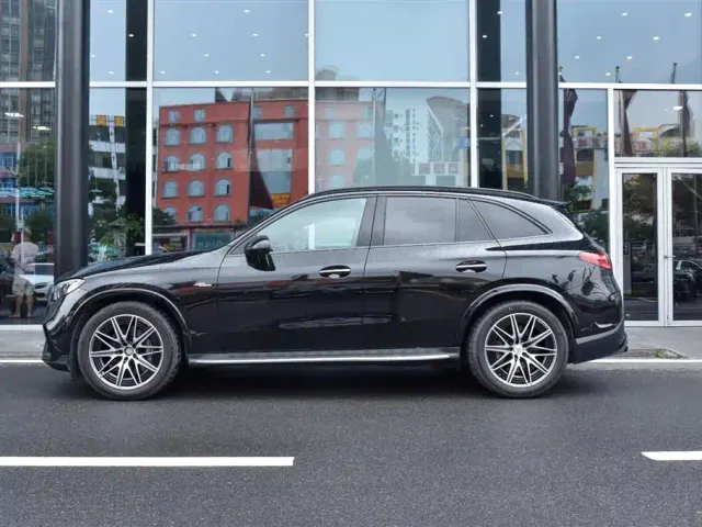 Mercedes-Benz GLC-Class AMG — Фото автомобиля 3