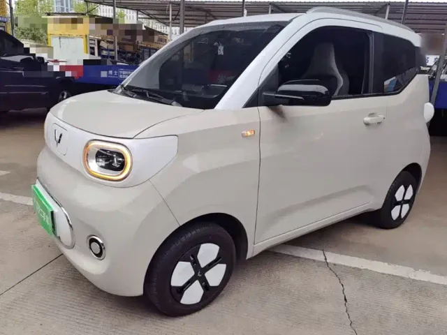 Фотография автомобиля — Wuling Hongguang Mini EV