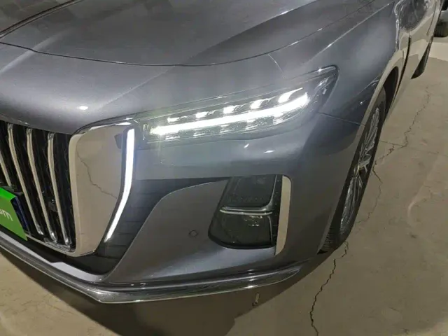 Hongqi H5 — Фото автомобиля 23