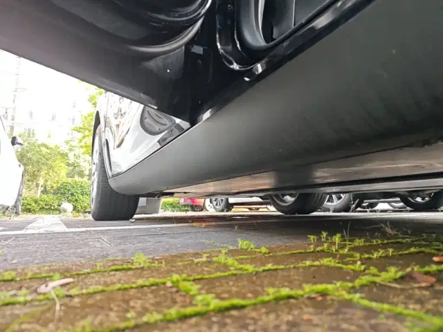 Tesla Model Y — Фото автомобиля 21