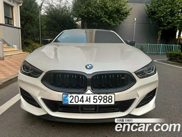BMW 8 Series G15 — Фото автомобиля 4