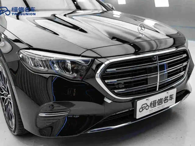 Mercedes-Benz E-Class — Фото автомобиля 9
