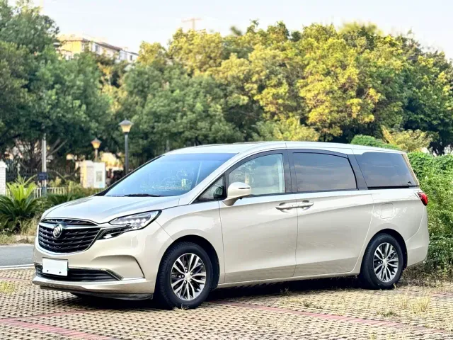 Фотография автомобиля — Buick GL8