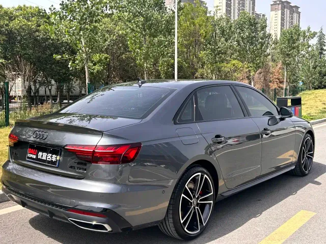 Audi A4L — Фото автомобиля 16