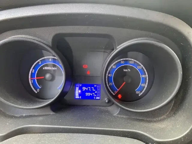 Changan Kuayue Xin Bao T3 — Фото автомобиля 2