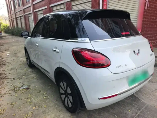 Wuling Bingo — Фото автомобиля 4