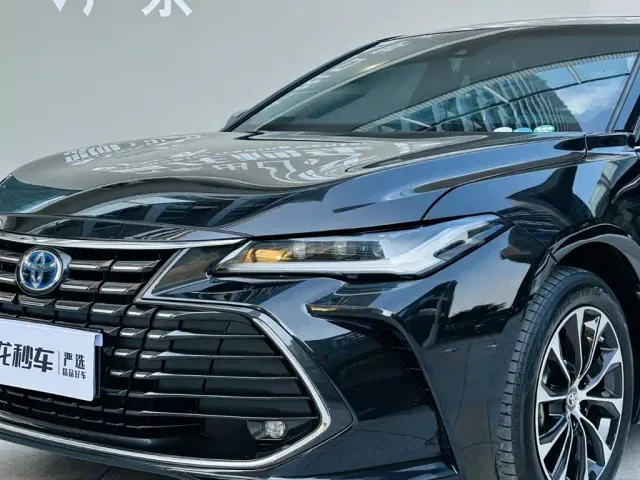 Toyota Avalon — Фото автомобиля 19