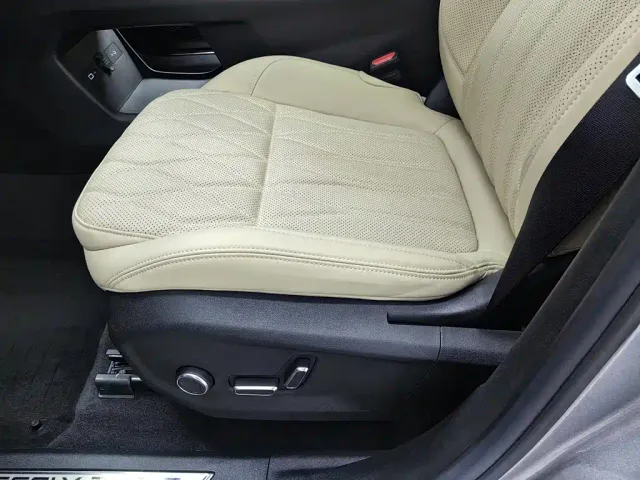 Geely Xingyue L — Фото автомобиля 20