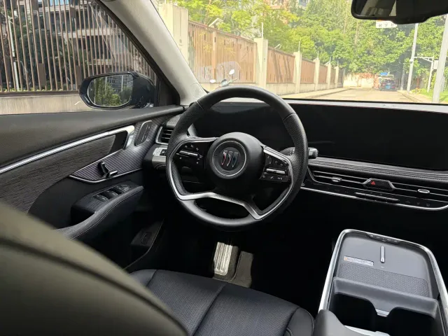 Buick LaCrosse — Фото автомобиля 18