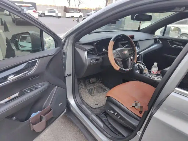 Cadillac XT5 — Фото автомобиля 12