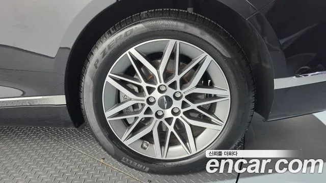 Genesis G80 RG3 — Фото автомобиля 6