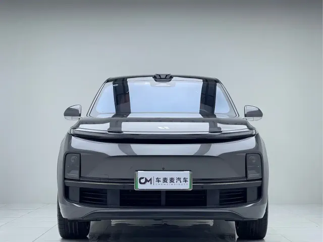 Li Auto L9 — Фото автомобиля 2