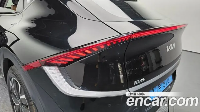 Kia EV6 — Фото автомобиля 23