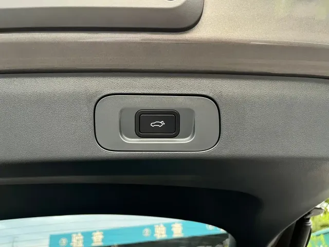 Geely Galaxy E5 — Фото автомобиля 12