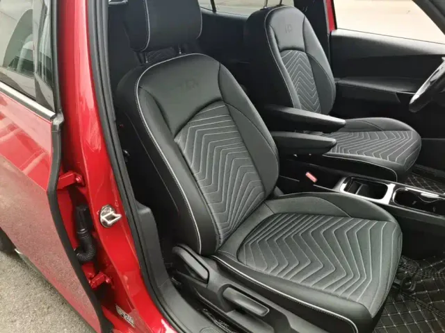 Volkswagen ID.3 — Фото автомобиля 24